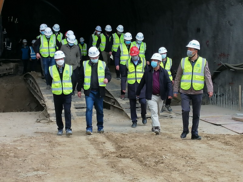 1584094104566857.jpg 蒙屏李家龍.jpg