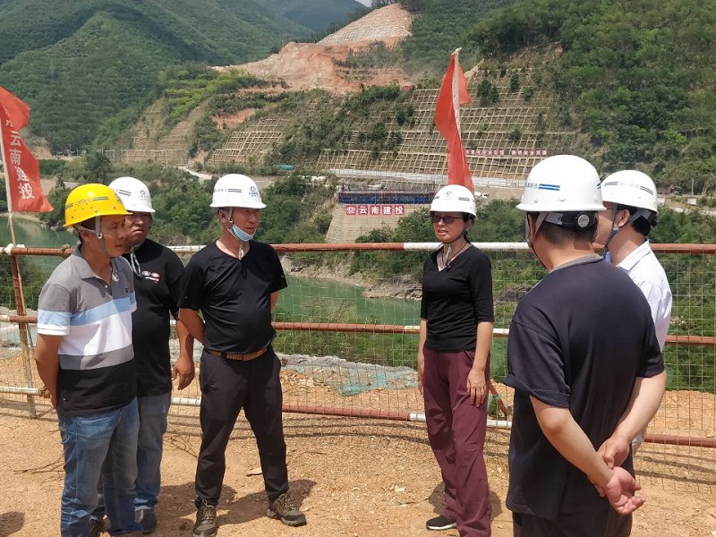 1589771138211716.jpg 4張聯紅現場指導.jpg