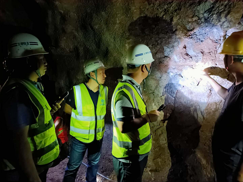 1595583958289060.png 李榮峰到三直管建水片區項目部檢查指導工作.png