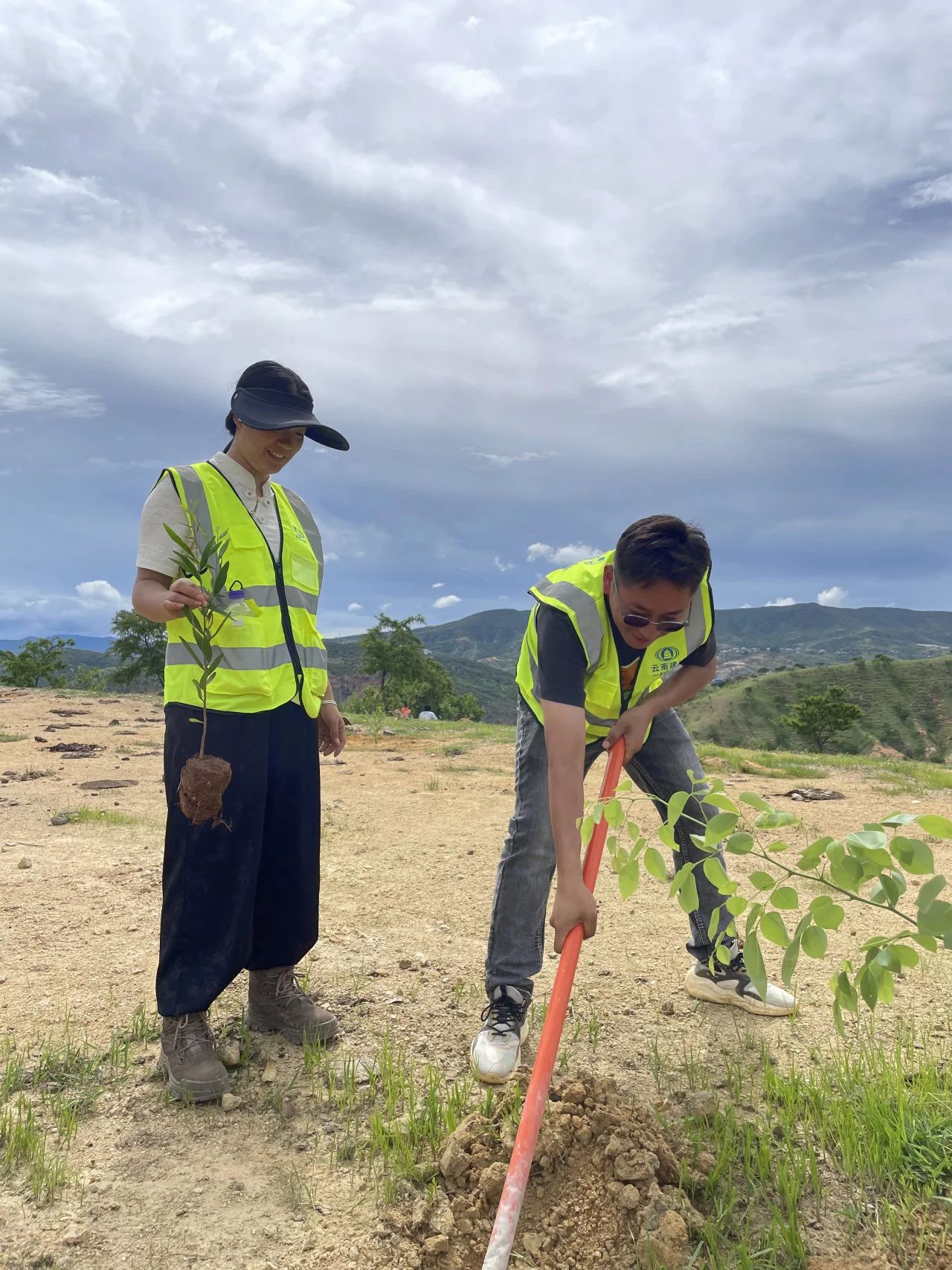 1754389219927596.jpg 555.jpg