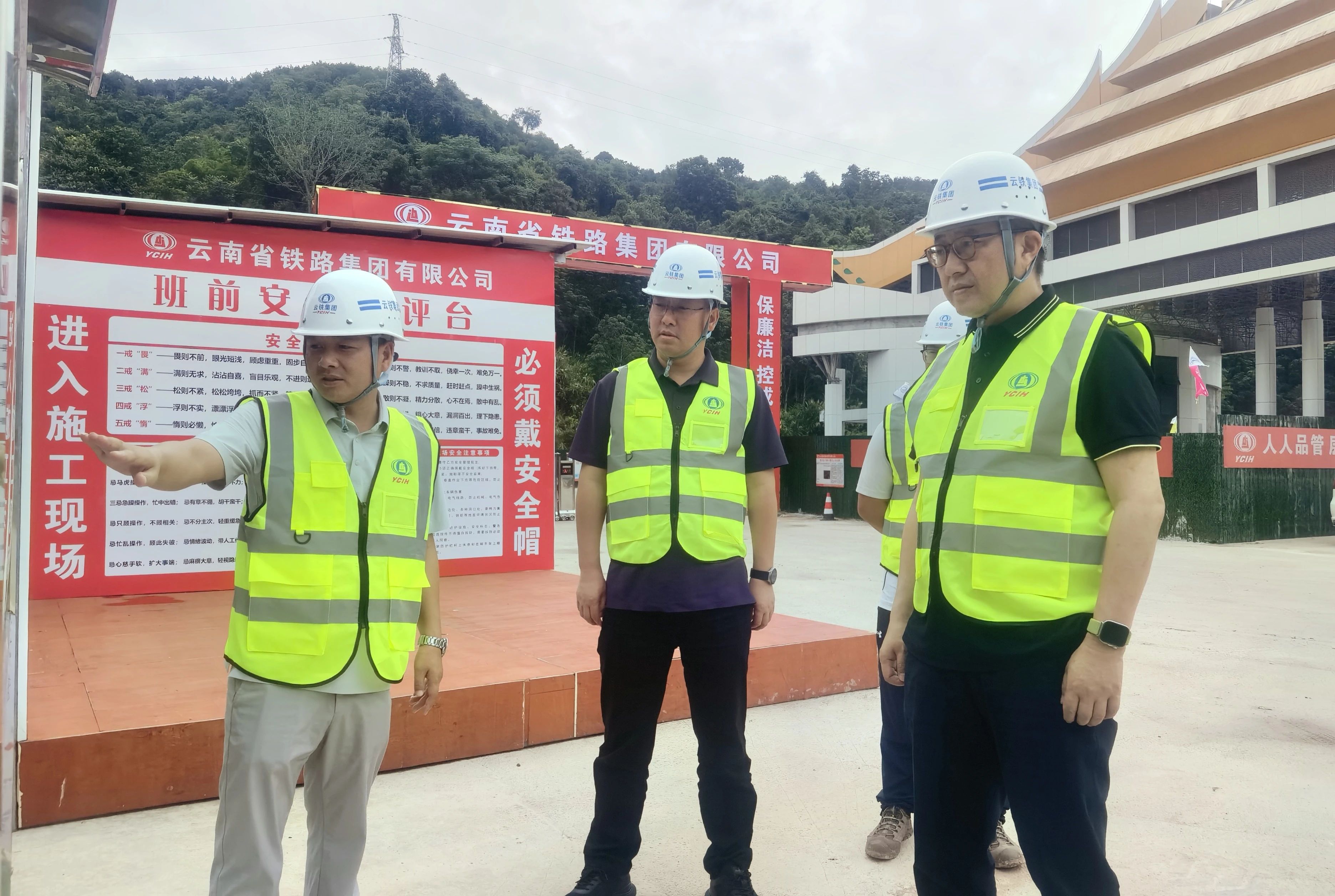 1754389890106832.jpg 5.jpg